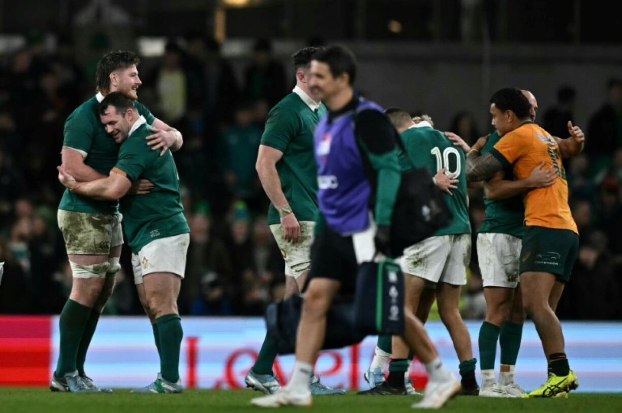 Ireland edged Australia 22-19 to deny former coach Joe Schmidt a winning return to Lansdowne Road