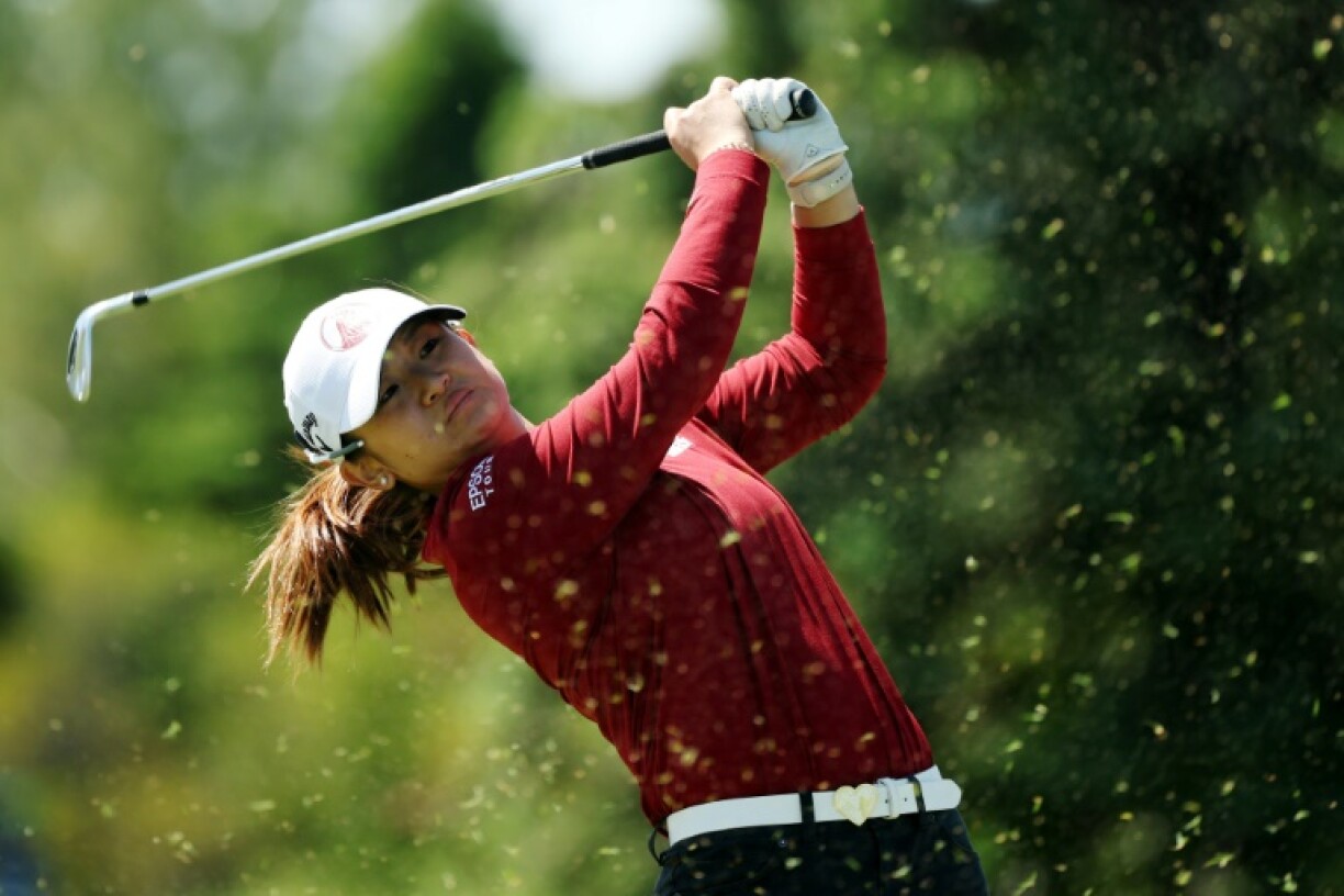 Jenny Bae holds a one shot lead heading into Sunday's final round in Mexico.