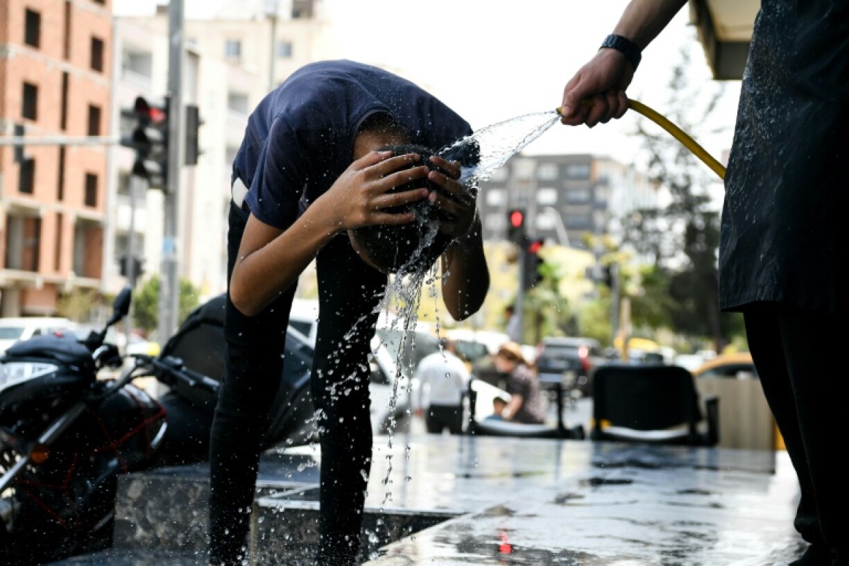 Locals in Silopi are struggling to stay cool in an extreme heatwave