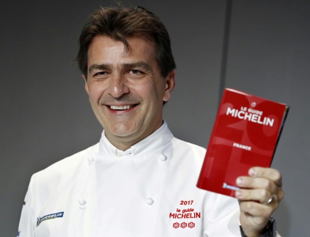 Le chef Yannick Alléno récompensé de trois étoiles au Michelin, le 9 février 2017