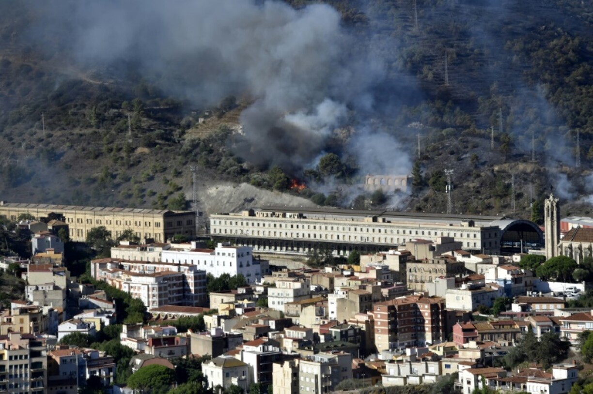 Incendie près de la commune espagnole de Portbou, à proximité de la frontière avec la France, le 5 août 2023