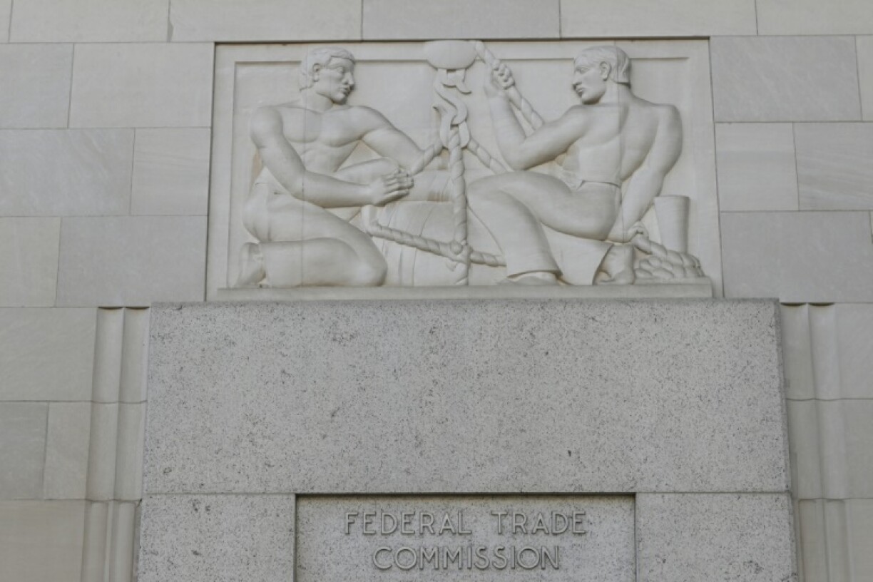 Donald Trump's sacking of two Democrats on the US Federal Trade Commission would appear to open the door for the president to appoint loyalists at what is meant to be an independent agency