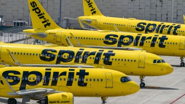 Des avions de Spirit Airlines sont restés immobilisés sur le tarmac de l'aéroport international de Fort Lauderdale-Hollywood à Fort Lauderdale, en Floride.