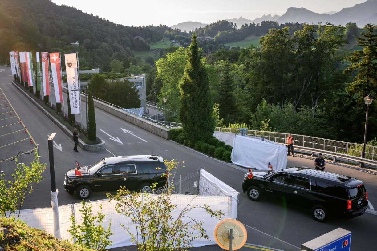 Den US-Vizepresident ass vum Wee bei den Hotel Bürgenstock.