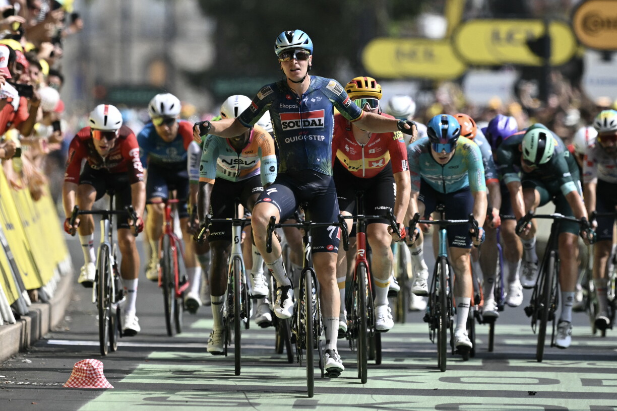Den Tim Merlier huet d'Etapp zu Bordeaux am Sprint gewonnen