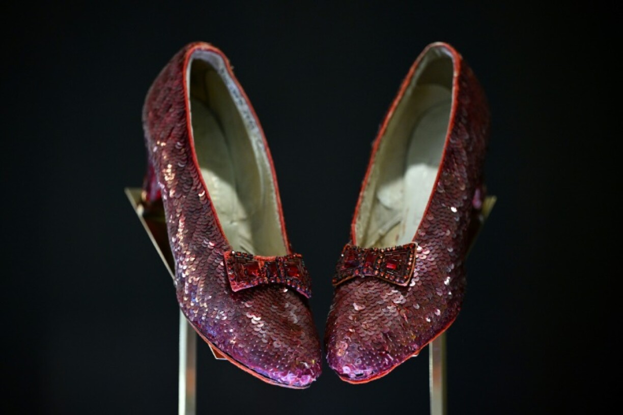 The ruby slippers worn by US actor Judy Garland in the 1939 film 'The Wizard of Oz' were sold at auction for a record figure of $32.5 million