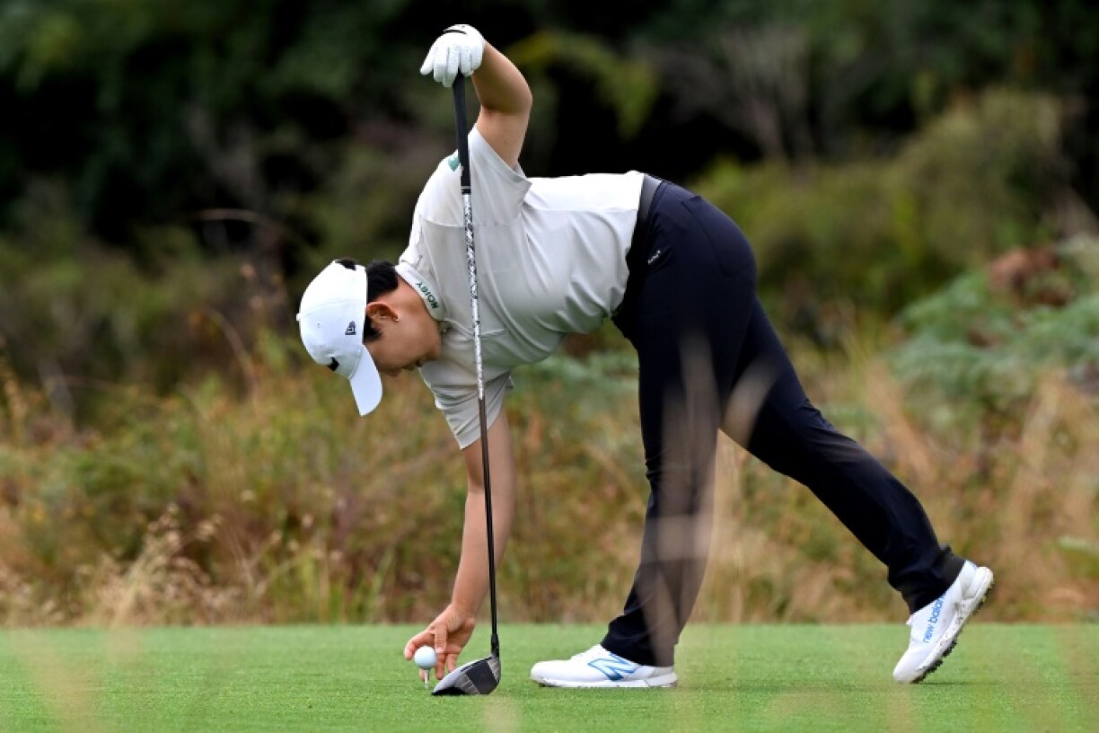 South Korean veteran Shin Ji-yai leads the Australian Open