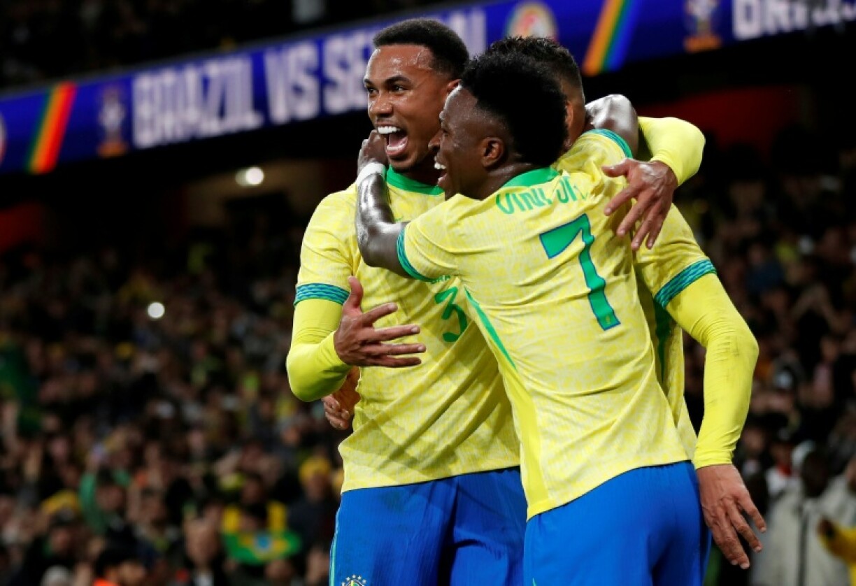 Brazil celebrate Casemiro's goal against Senegal at the Emirates