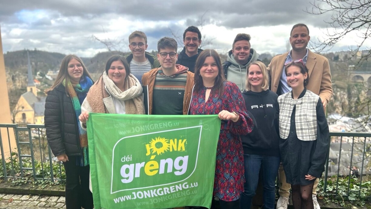 Den neie Comité vun der Jugendpartei.