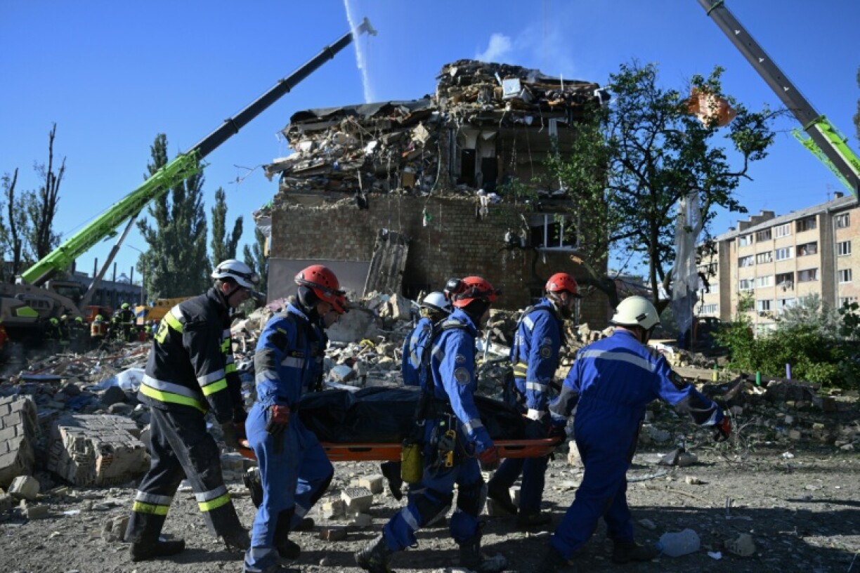 Diplomatic efforts to halt the Russia-Ukraine war have stalled amid Russia's heightened attacks