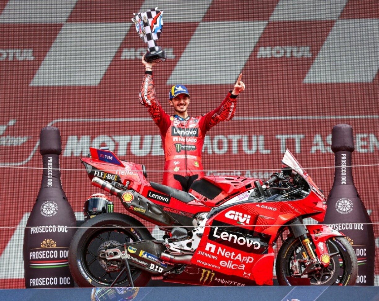 Le pilote italien Francesco Bagnaia lors de sa victoire au Grand Prix des Pays-Bas de motoGP, le 30 juin 2024 à Assen