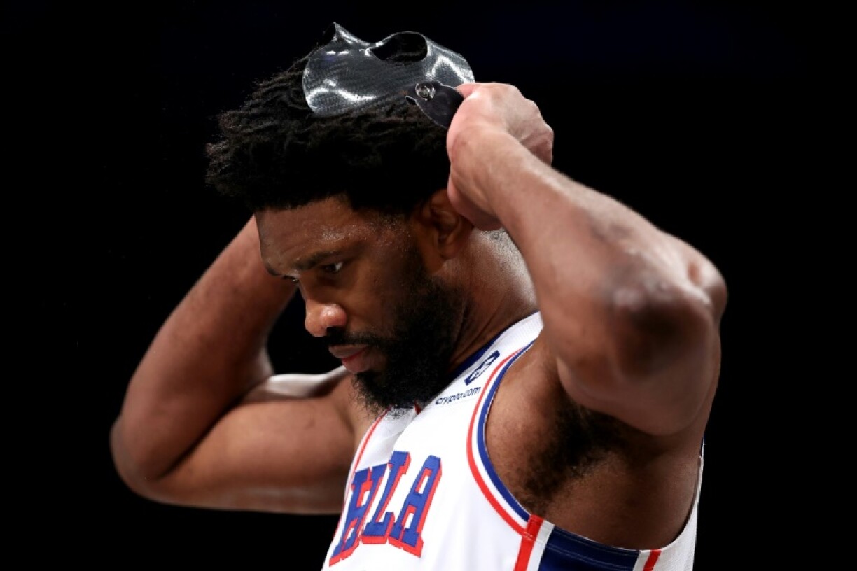 Joel Embiid of the Philadelphia 76ers will miss at least three games with swelling in his left knee