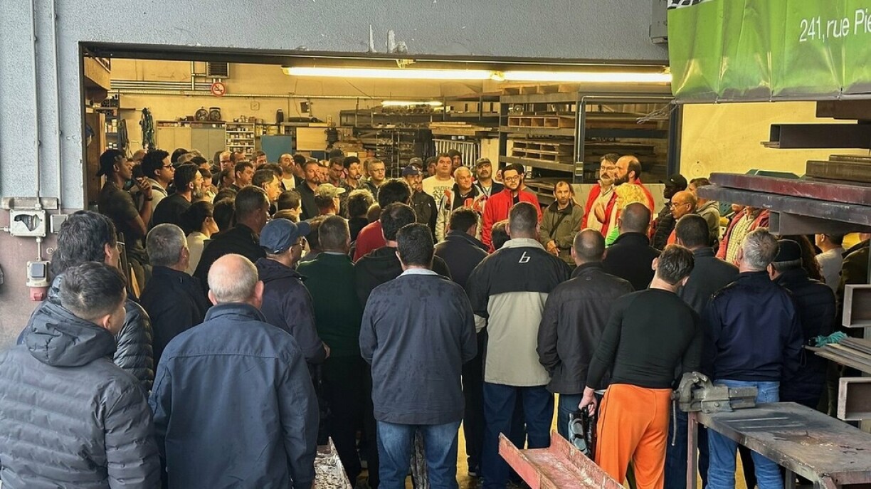 Manuel Cardoso's staff gathered on Tuesday morning for an information meeting on the announced bankruptcy of the company.