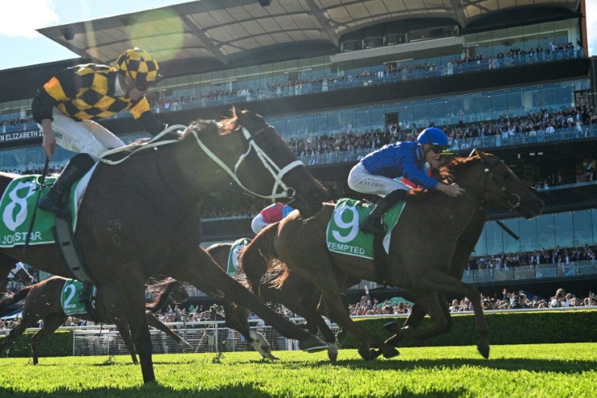 Chad Schofield riding Tempted (R) upset Ka Ying Rising to win the Everest