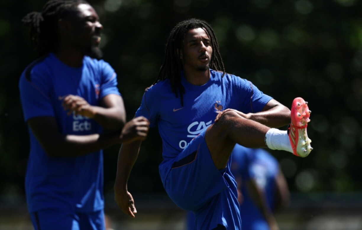 Le défenseur latéral Jules Koundé lors d'une séance d'entraînement au Campus de Bentley, près de Boston, le 14 juin 2026