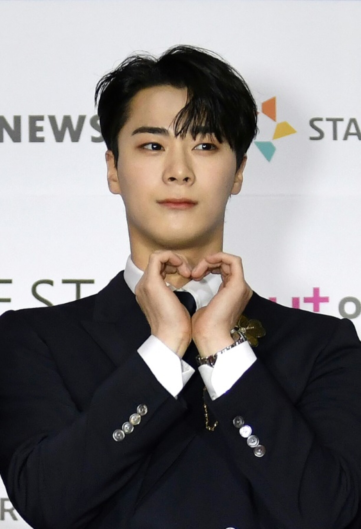 Moon Bin, membre du boys band Astro, photographié lors de l'Asia Artist Awards à Séoul, le 2 décembre 2021