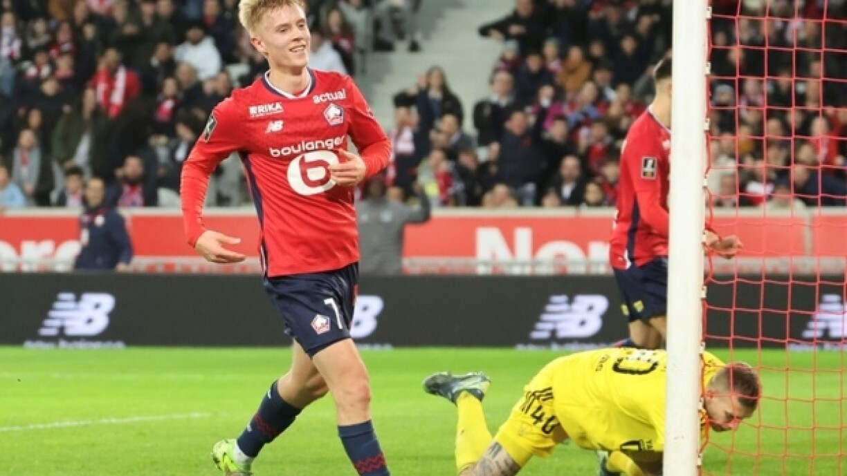 Le milieu de terrain islandais Hakon Haraldsson vient d'ouvrir la marque pour Lille contre l'OM en 16e de finale de Coupe de France le 14 janvier 2025 au stade Vélodrome à Marseille