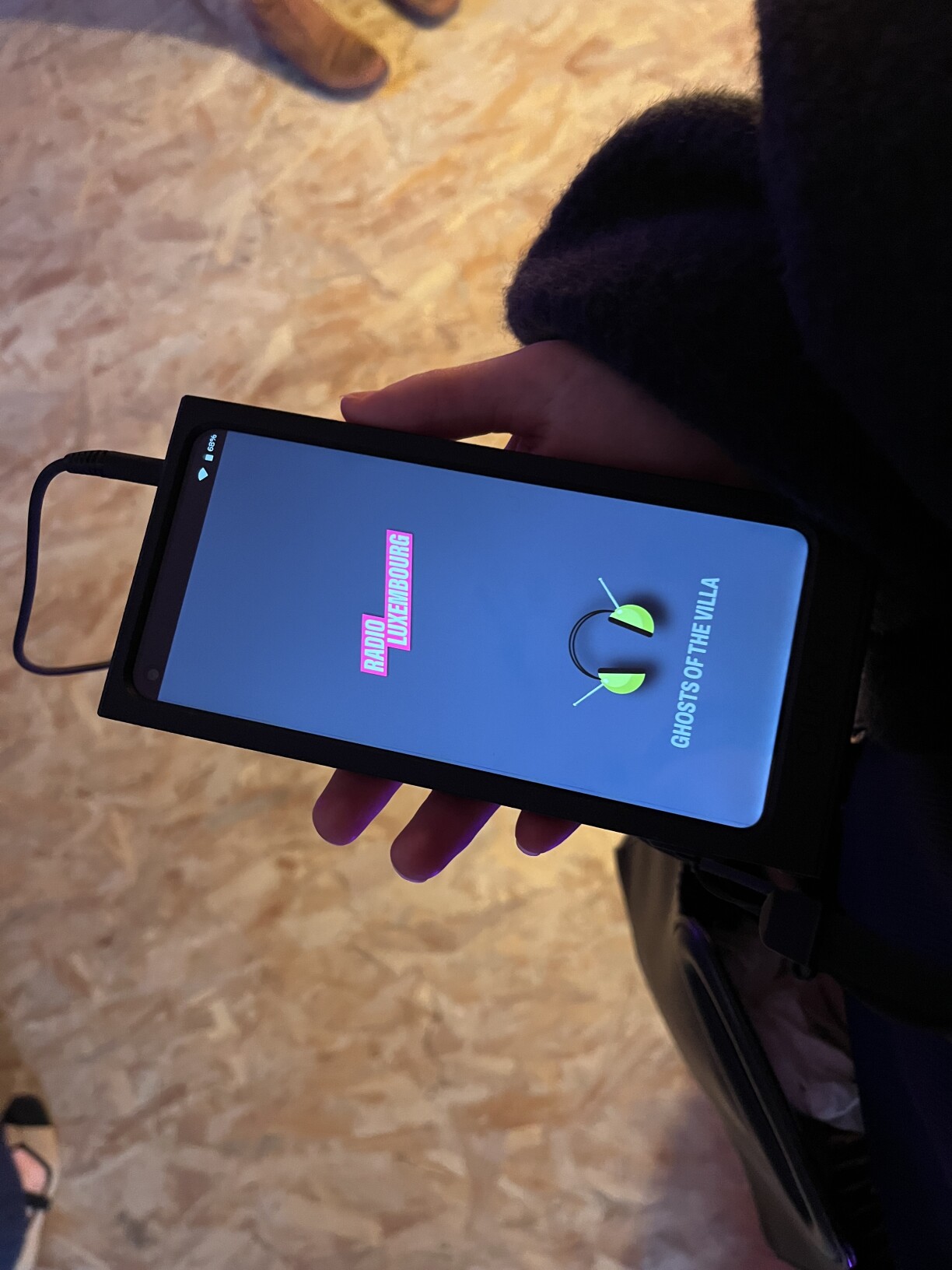 Ghosts of the Villa: D’Geschicht vu Radio Luxembourg an enger neier immersiver Expo