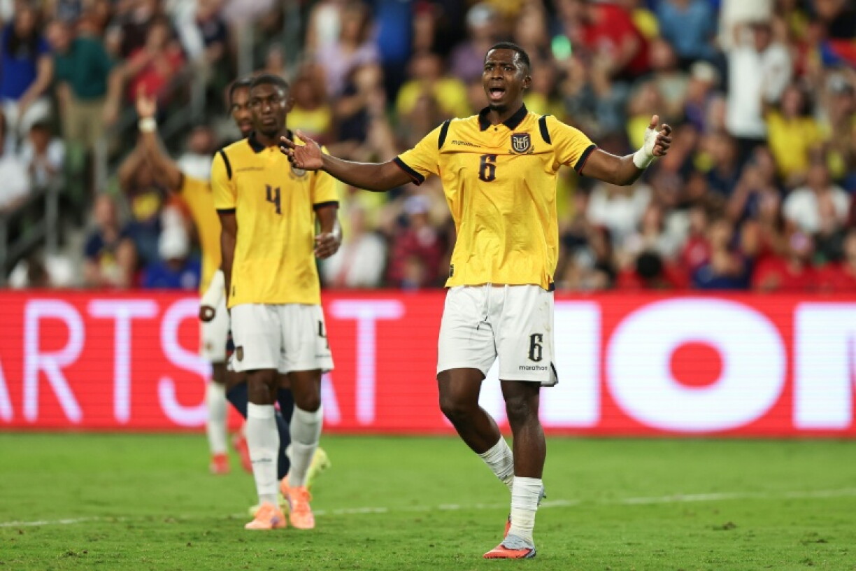 Le défenseur équatorien Willian Pacho lors du match amical entre les États-Unis et l'Équateur, le 10 octobre 2025 à Austin (Texas)