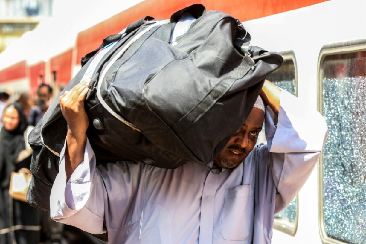 The capital Khartoum and the central Al-Jazirah state hvae both been restored to army control