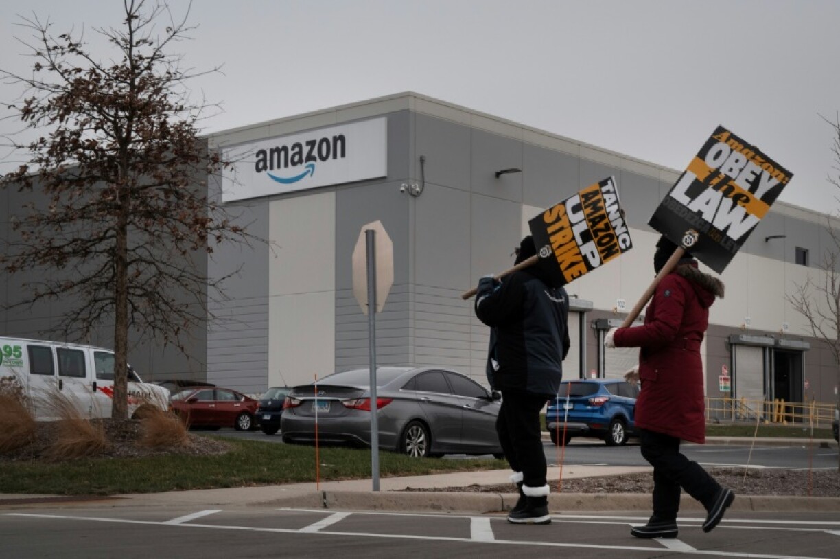 The Teamsters union says it represents some 10,000 workers, or less than one percent, at Amazon facilities around the country