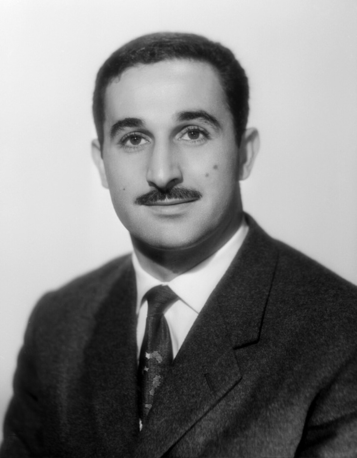 Rachid Mekhloufi took a courageous stand in turning his back on France during the Algerian fight for independence