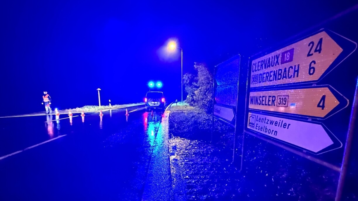 La police a très vite bouclé le périmètre le 20 octobre 2023 à Doncols