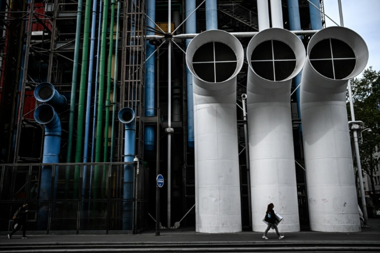 Architects Renzo Piano and Richard Rogers designed the centre