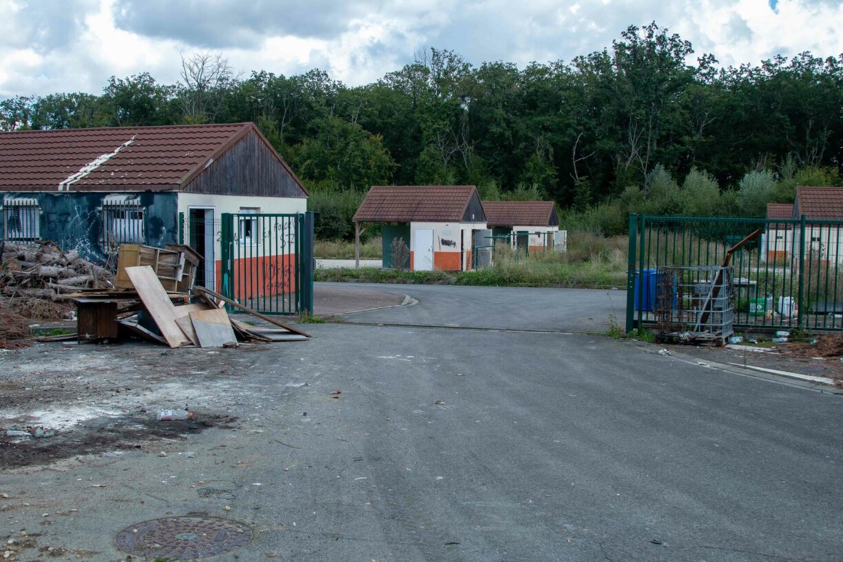 L'aire d'accueil des gens du voyage de Yutz est actuellement inutilisable. Elle a été entièrement détruite. Sa réhabilitation coûtera 500.000 euros.