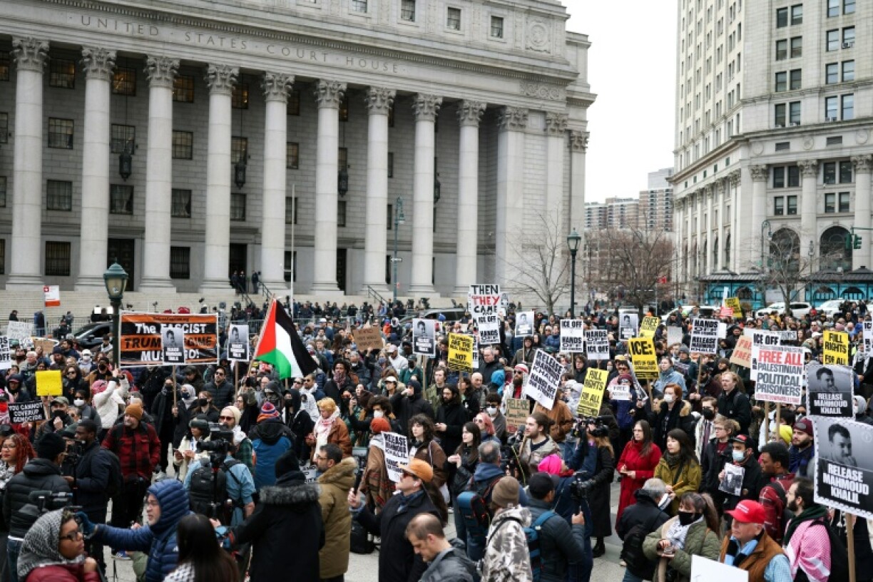 Protesters rally outside the New York courthouse where a preliminary hearing over Mahmoud Khalil's deportation was held