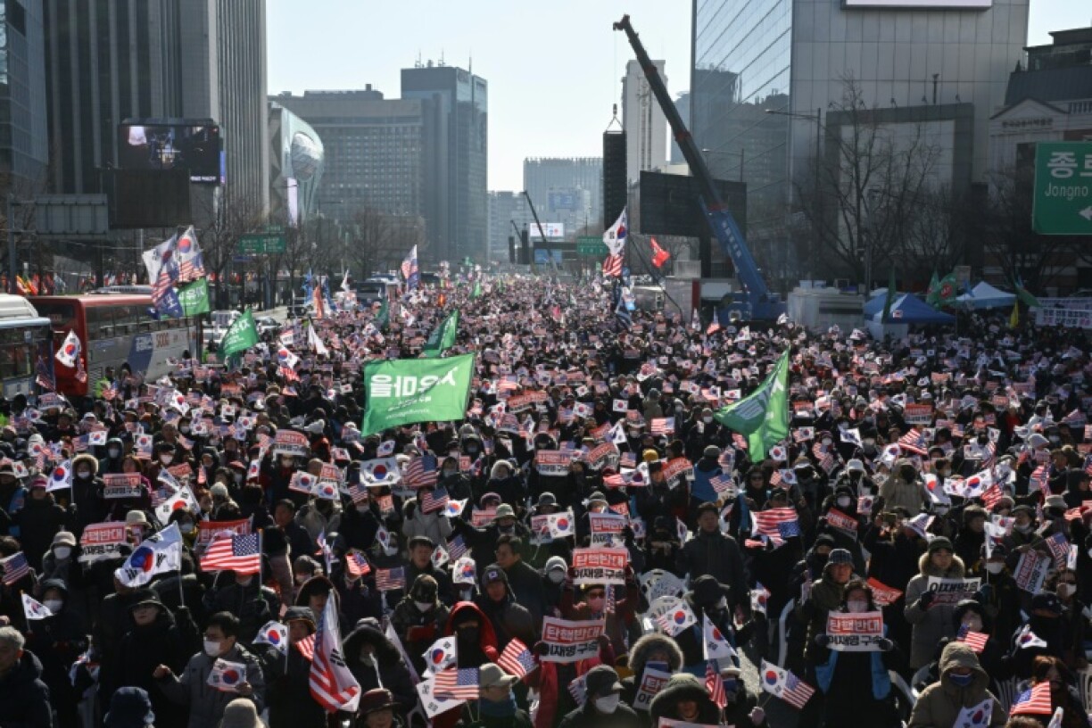 Supporters of South Korea's Yoon Suk Yeol told AFP they feared the country's elections were being manipulated