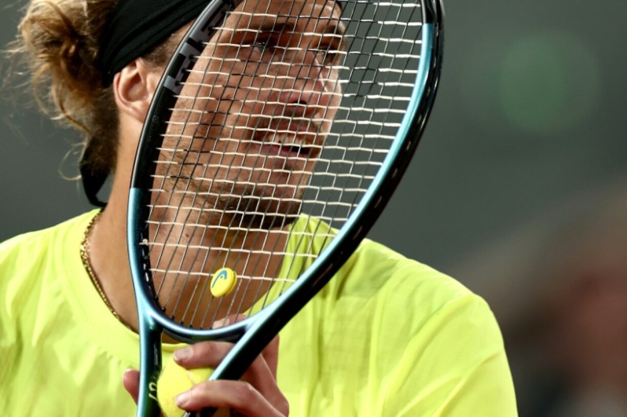 Germany's world number three Alexander Zverev is through to the semi-finals at home on grass in Stuttgart