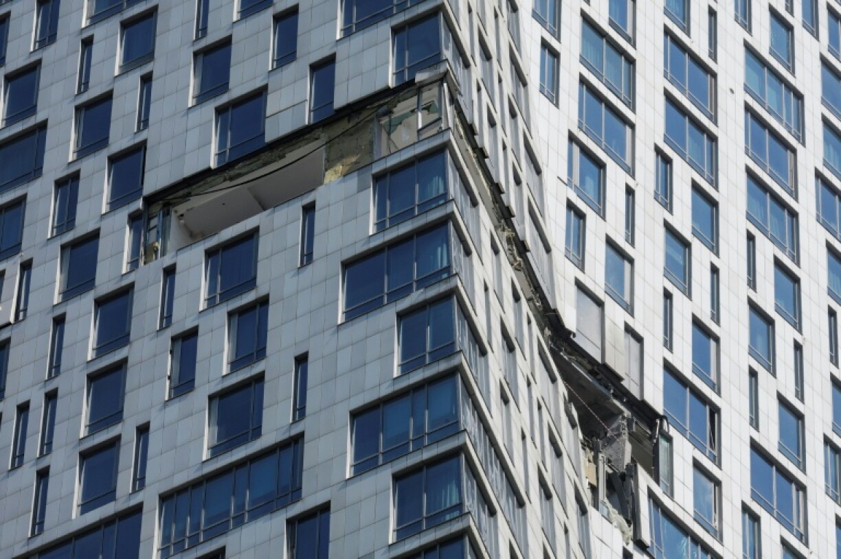 Un immeuble de Moscou endommagé par une frappe de drone ukrainien le 4 mai 2026