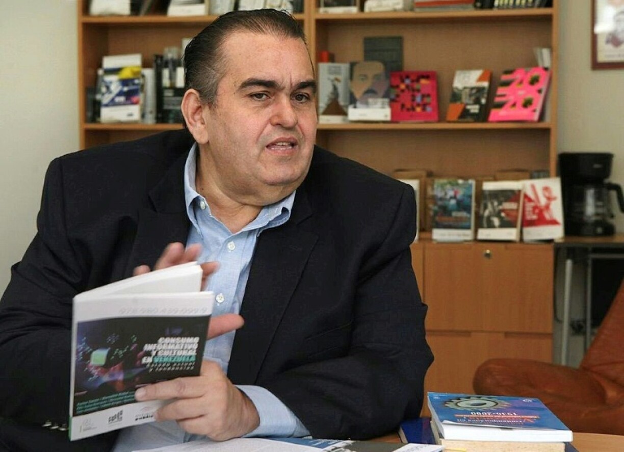 Carlos Correa, directeur d'une ONG réputée de défense des droits humains et de la liberté d'expression au Venezuela, photo non datée diffusée le 8 janvier 2025 par son ONG, Espacio Publico