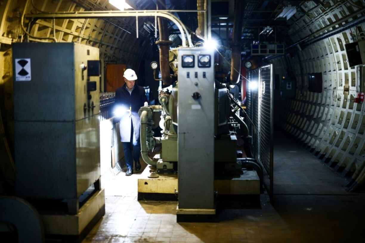 Huge generators which once powered a Cold War hotline between Washington and Moscow now lie gathering dust