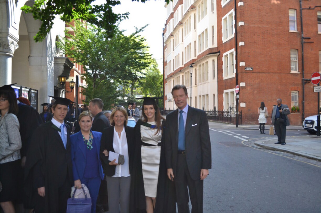 Prince Louis and Princess Tessy at their graduation from Richmond American International University in London, together with Grand Duke Henri, Grand Duchess Maria Teresa and Princess Tessy's mother Régine Antony.