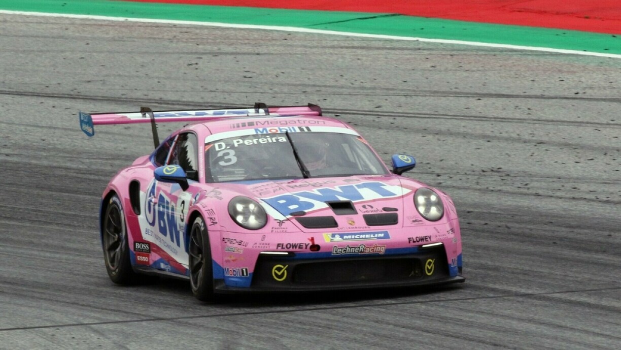 Den Dylan Pereira am Porsche Supercup am Asaz.