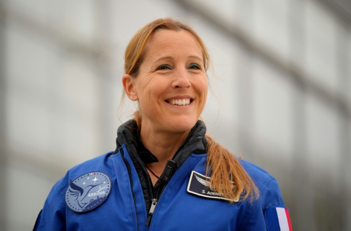 Die Astronautin Sophie Adenot hat die Internationale Raumstation ISS für einen mehrstündigen Außeneinsatz im Weltall verlassen. Die 44-Jährige stieg am Dienstag nach dem US-Astronauten Anil Menon aus der ISS aus, wie auf der Direktübertragung der NASA und ESA zu sehen war.