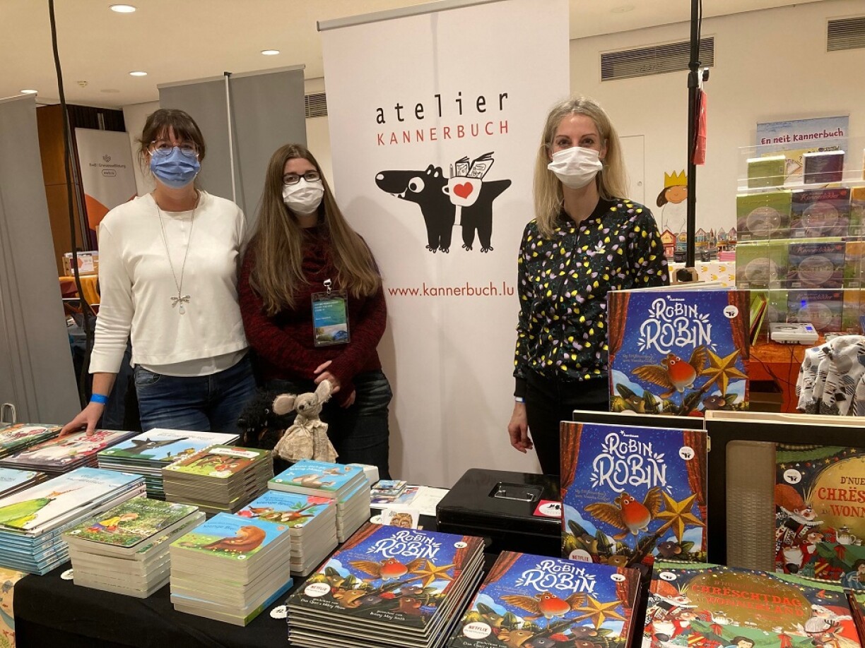 D'Equipe vun Atelier Kannerbuch op de Walfer Bicherdeeg 2021
