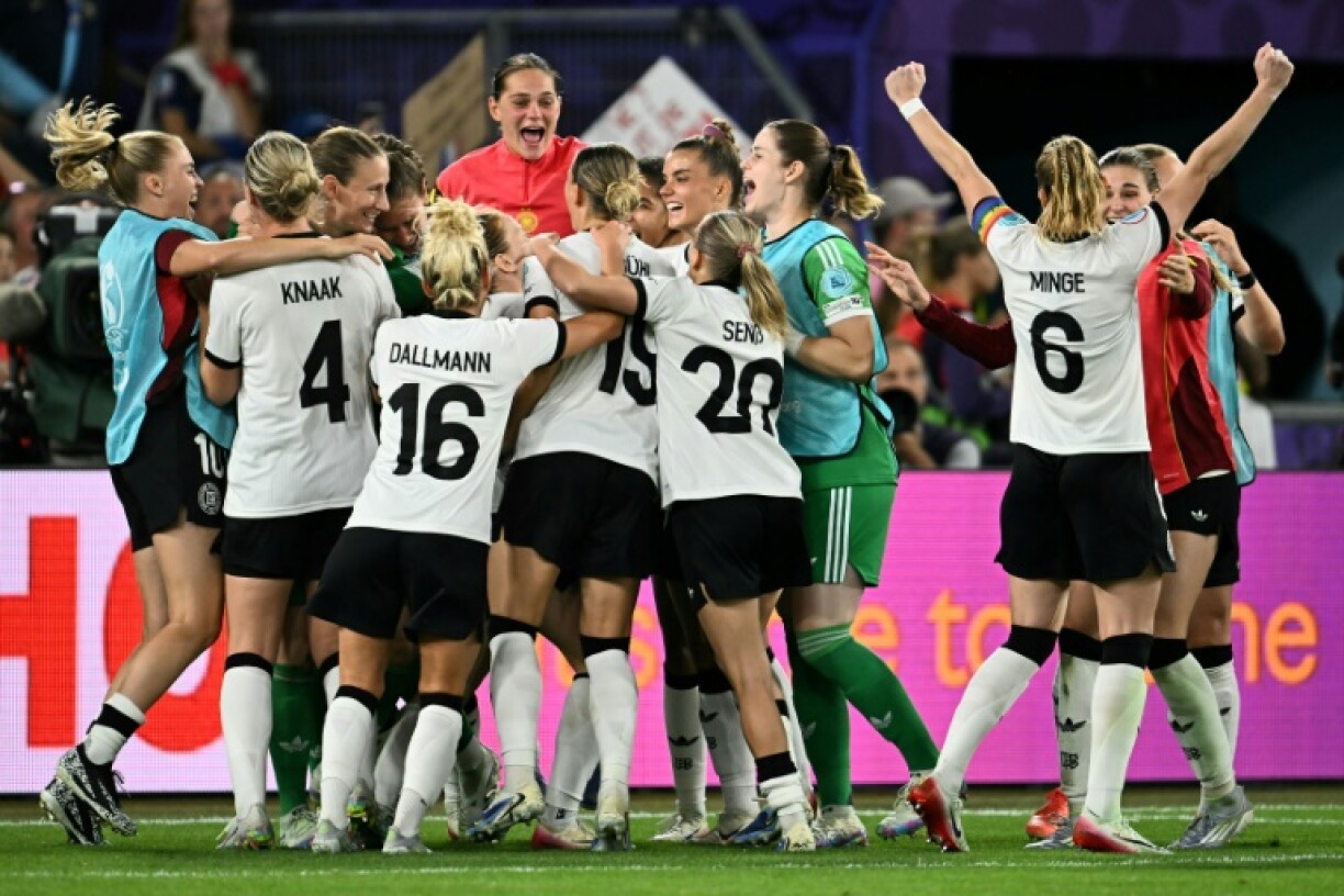 Germany beat France on penalties to progress to the last four at the Women's Euro 2025