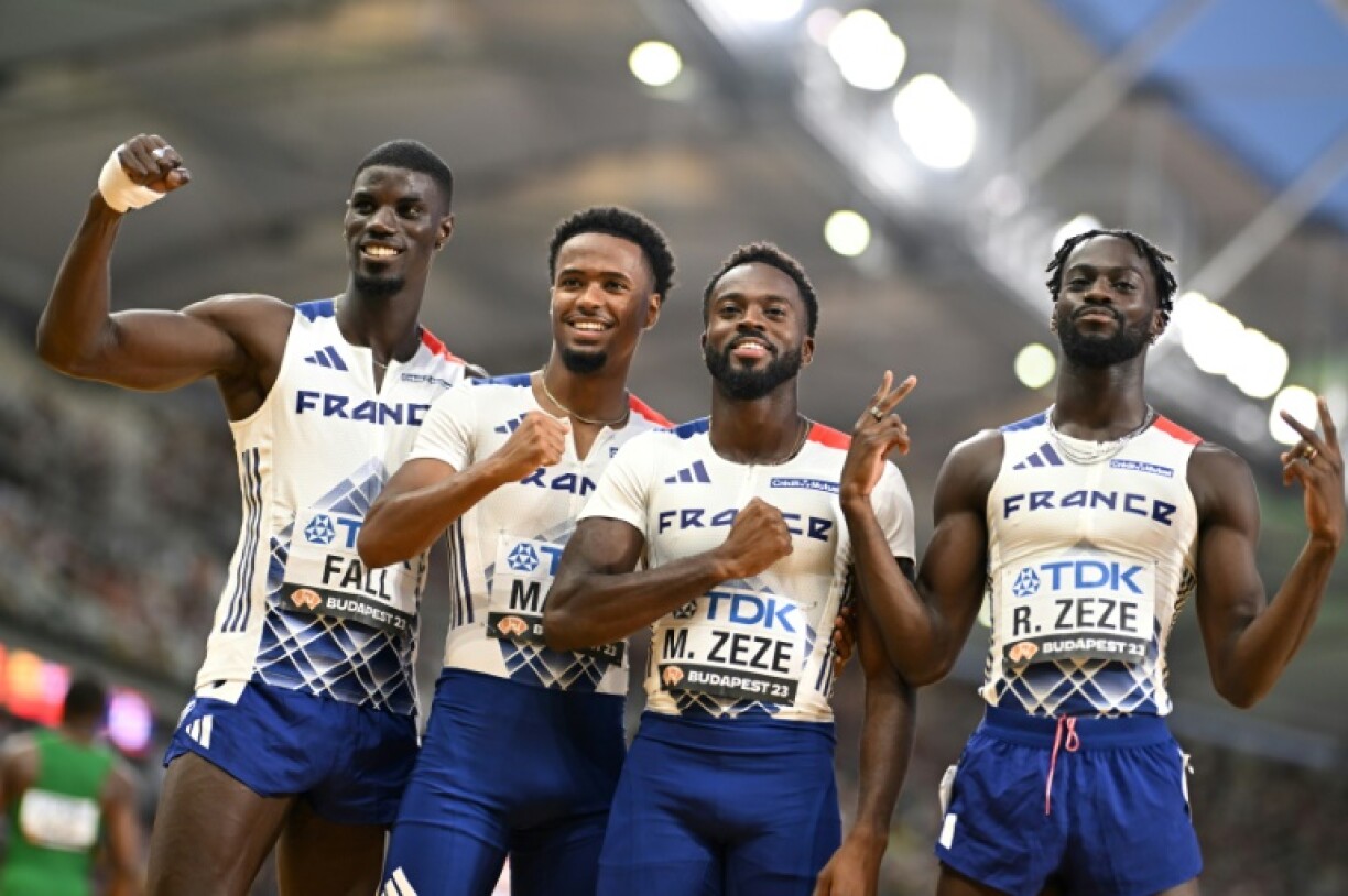Le quatuor français du 4x100 m au Mondiaux d'athlétisme: Mouhamadou Fall, Pablo Mateo, Meba Mickael Zeze et Ryan Zeze, le 25 août à Budapest