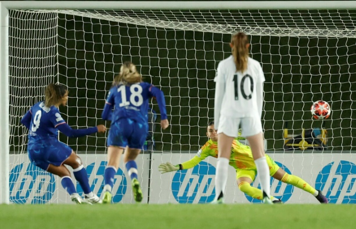 Catarina Macario (L) scored twice from the penalty spot as Chelsea came from behind to beat Real Madrid