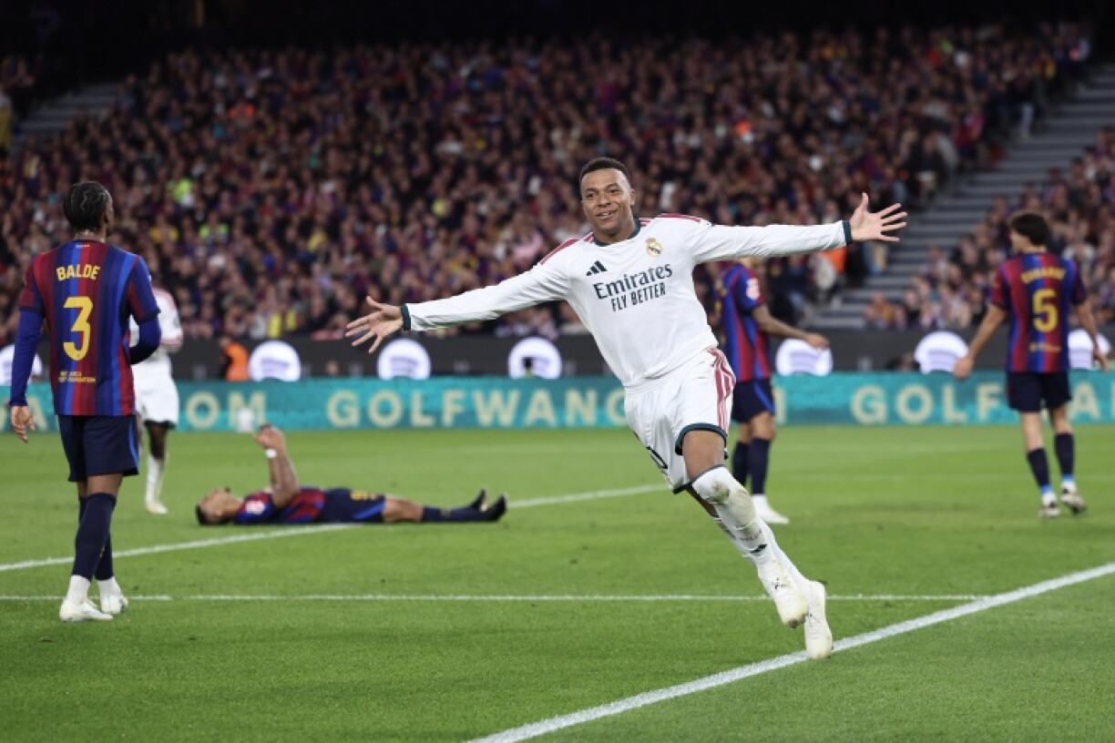 La star du Real Madrid Kylian Mbappé, double buteur lors du Clasico entre le FC Barcelone et le Real Madrid au Camp Nou le 25 octobre 2026