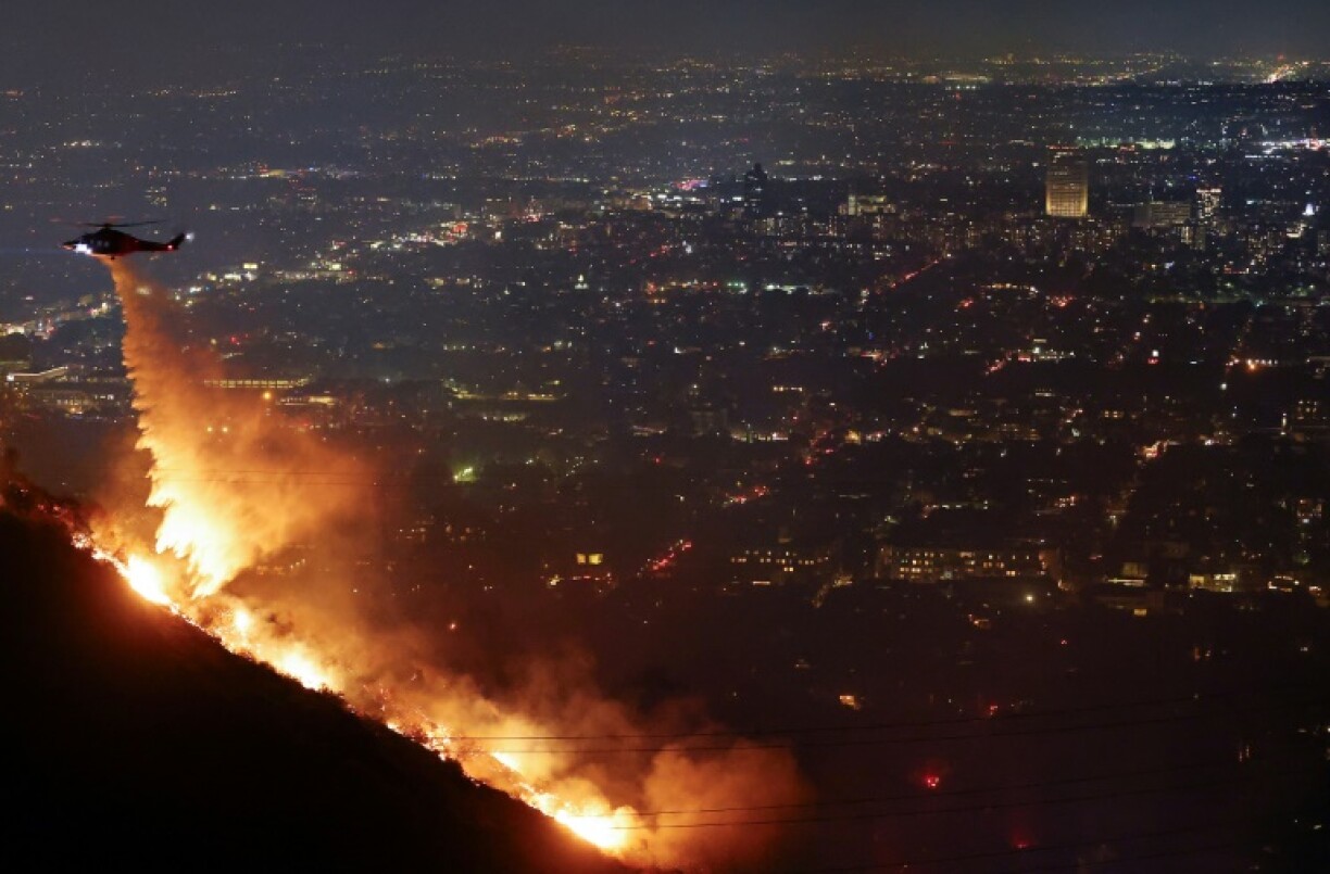 Incendie de forêt dans les collines de Hollywood, en Californie, le 8 janvier 2025