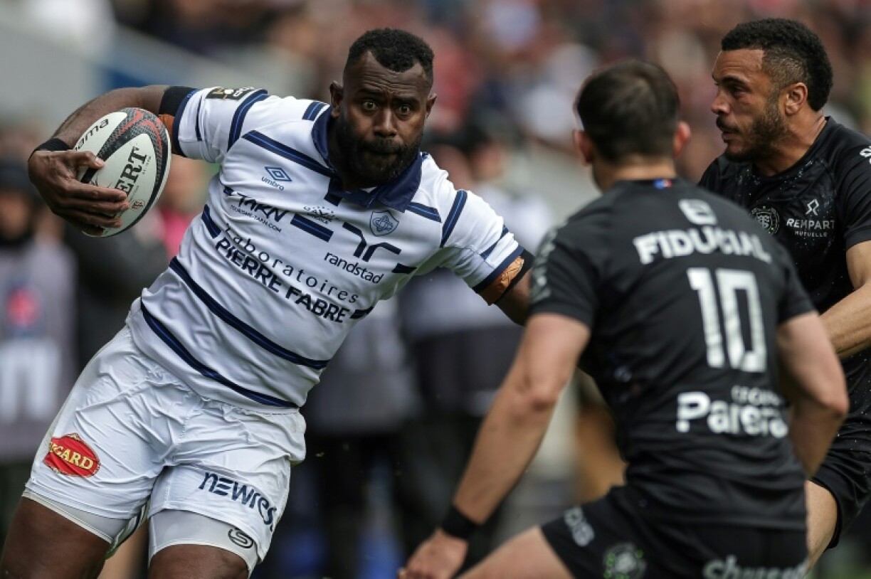 Castres' Fijian wing Josaia Raisuqe has died after a train ploughed into his car