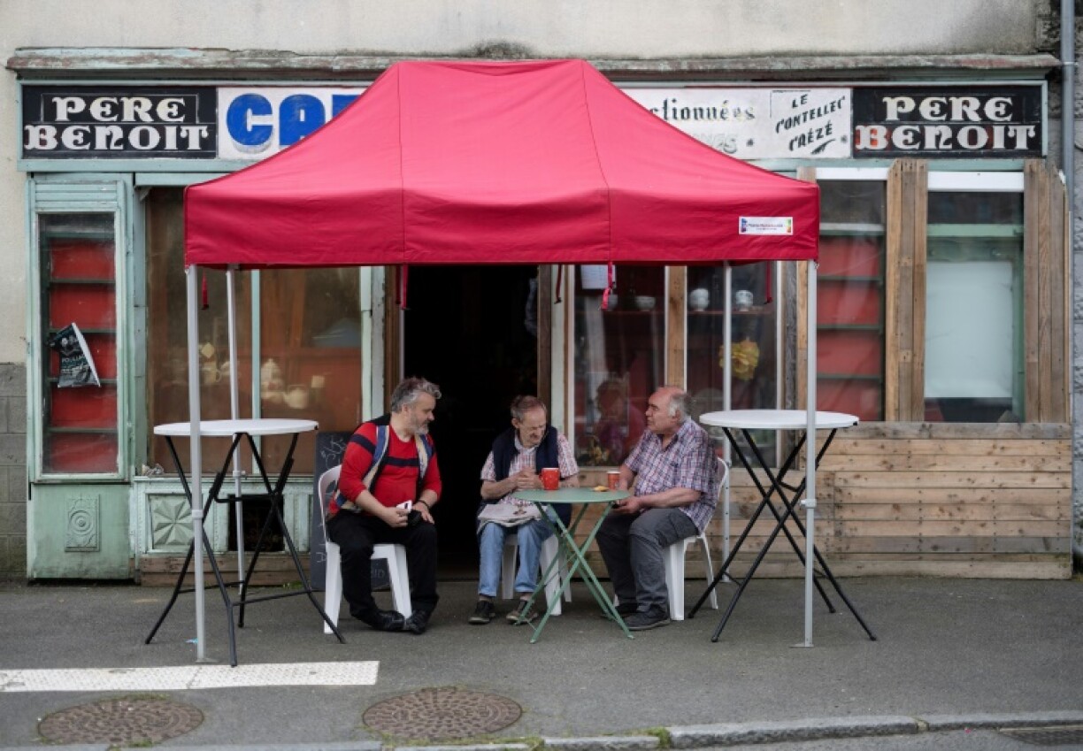 The legislation loosens strict rules around permits that bars need to sell spirits