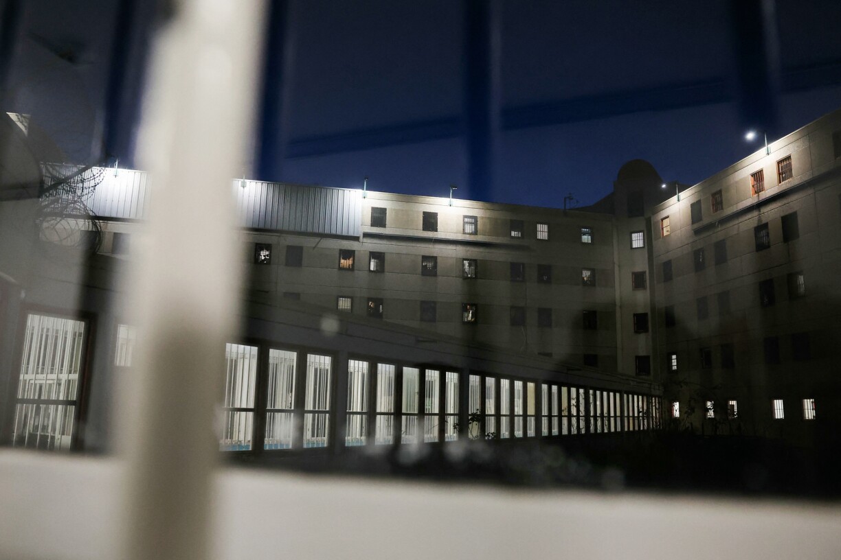 La prison de Nanterre a notamment été prise pour cible.
