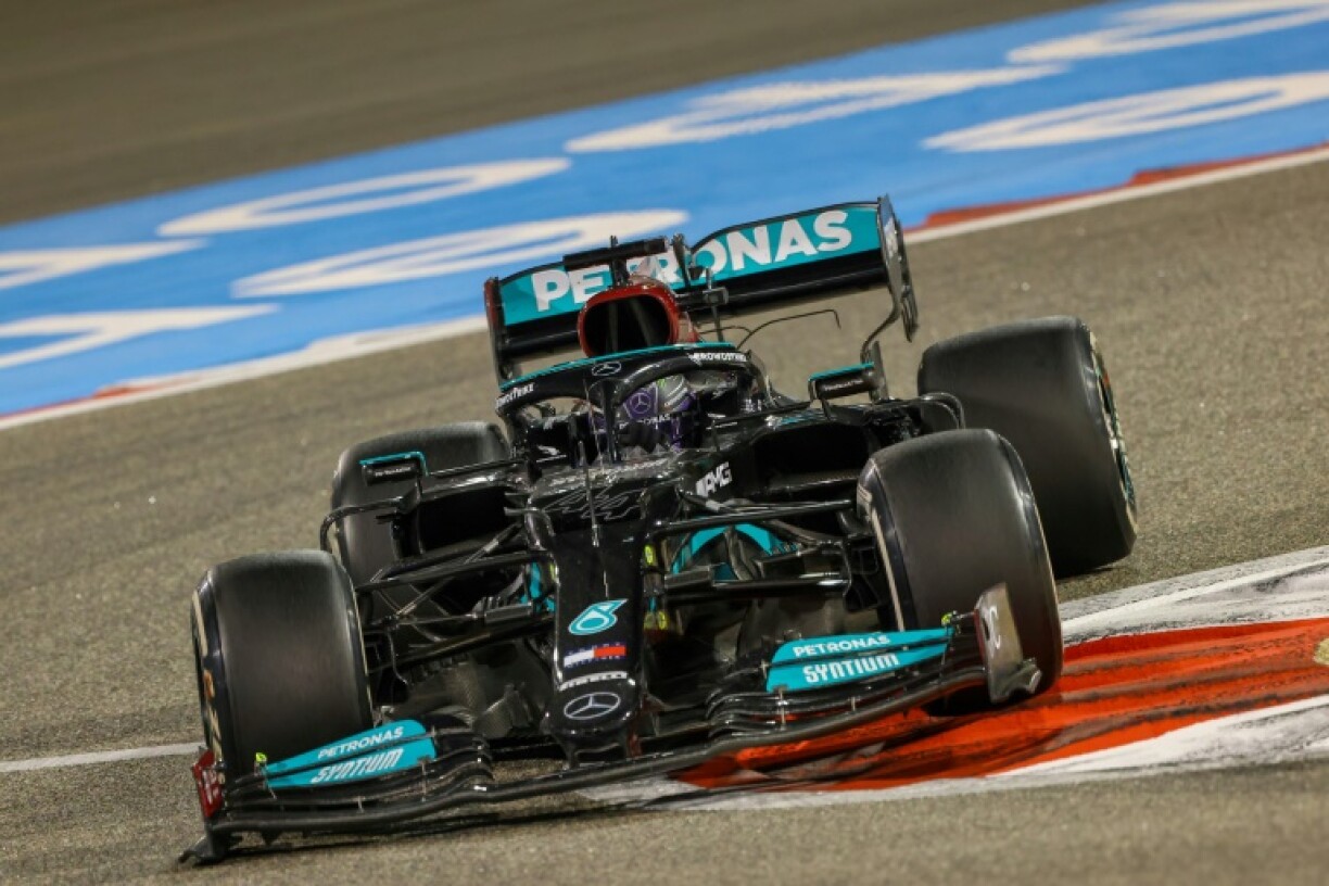 Le pilote britannique Lewis Hamilton, au volant de sa Mercedes, lors du Grand Prix de Bahreïn, le 28 mars 2021 sur le circuit international de Sakhir