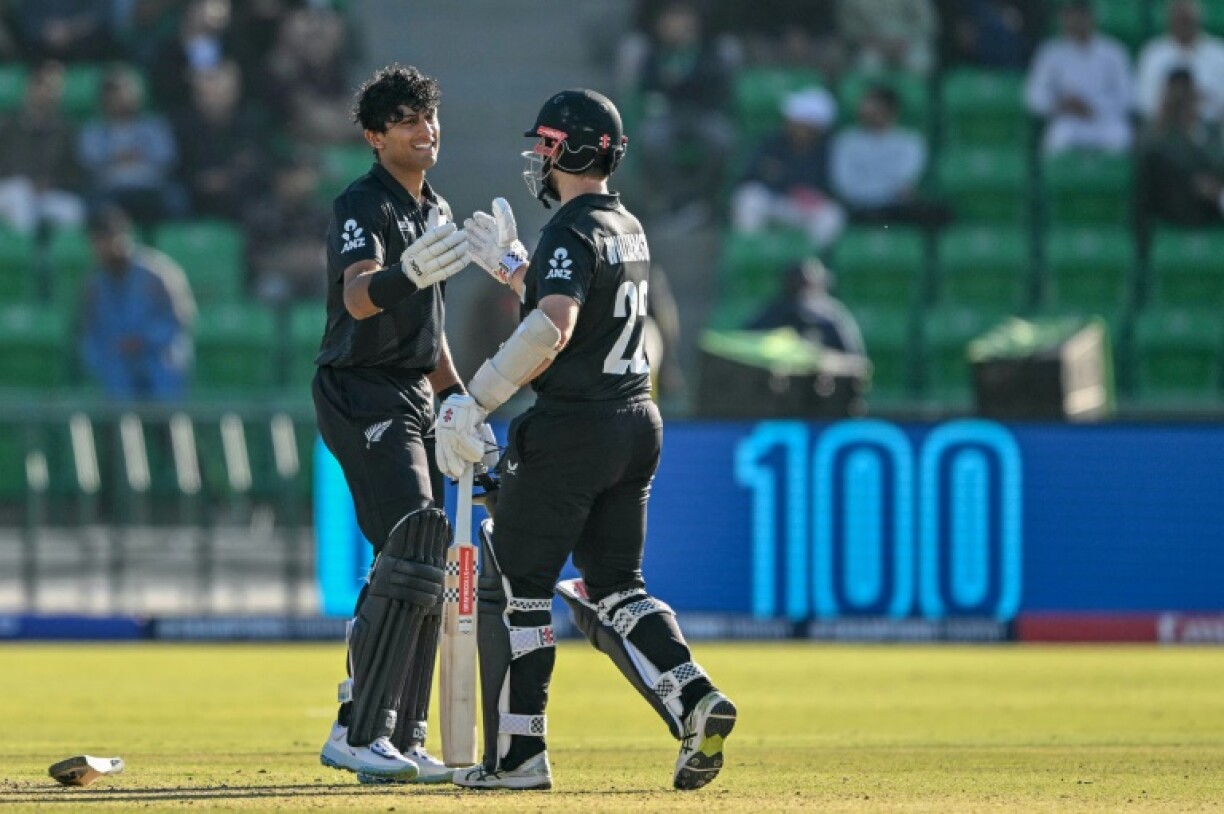 Centurions Rachin Ravindra (L) and Kane Williamson set the platform for New Zealand's win