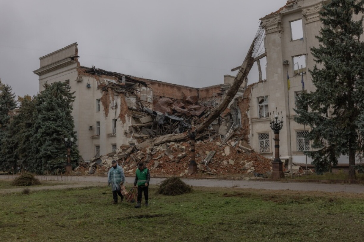 The three-day ceasefire at Oleshky also offered some respite to the city of Kherson